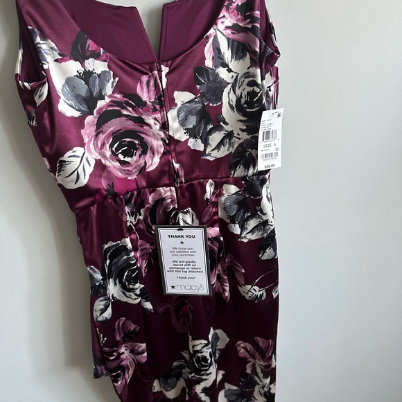 Beautiful BCX satin print dress - Picture 2 of 7